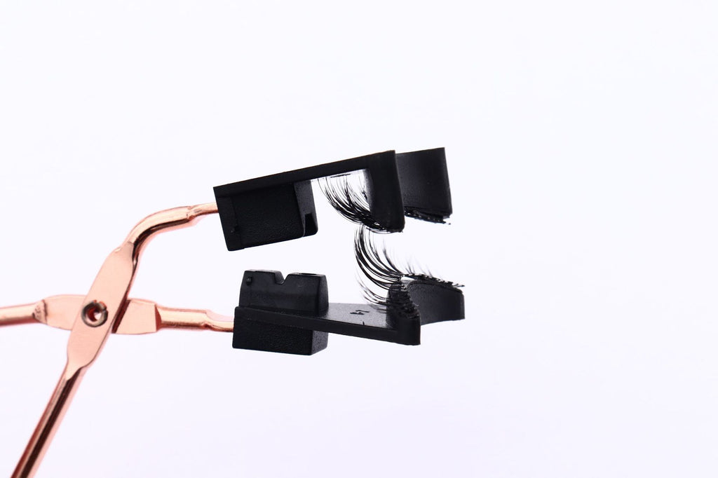 Quantum Magnetic False Eyelashes Set - Luméa Beauty